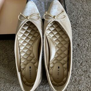 Birdies Champagne Goldfinch, 6.5